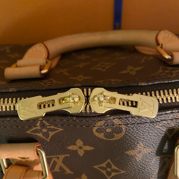 🤎SOLD Louis Vuitton Keepall Bandouliere 45🤎 - Picture 6 of 15